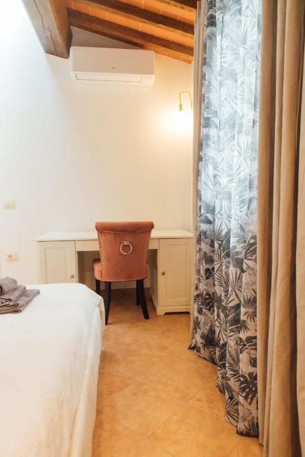 Country Chic Pistoia-Casa In Campagna Giardino, Parking Extérieur photo