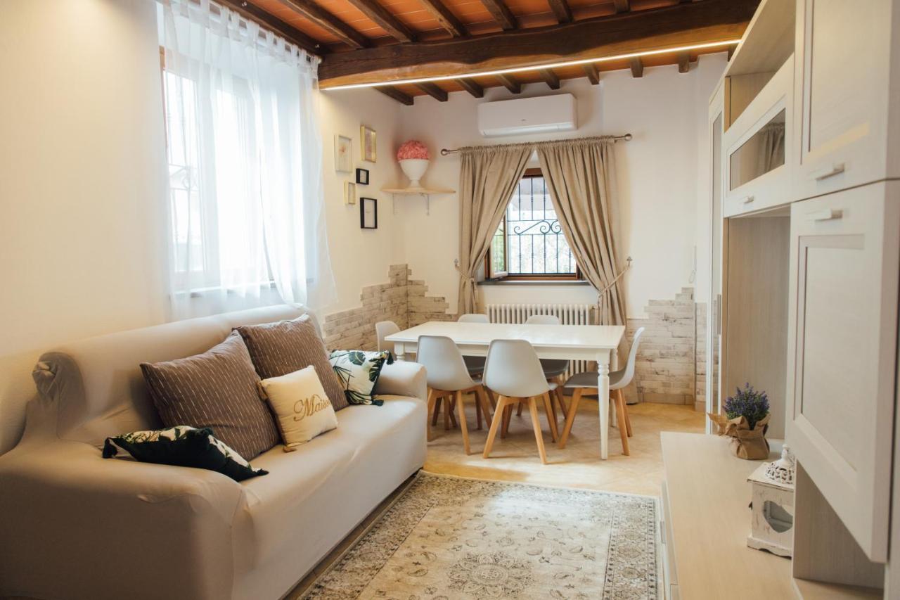 Country Chic Pistoia-Casa In Campagna Giardino, Parking Extérieur photo